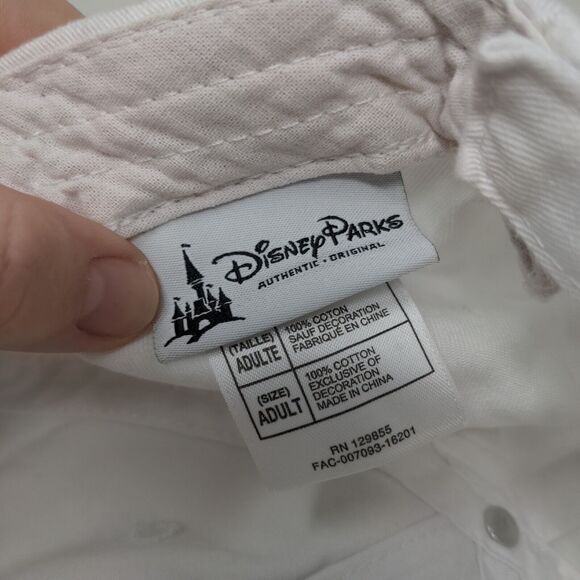 Disney Parks Men's Mickey Mouse Hat White Size Adult Strapback Shiny Official - Picture 11 of 11